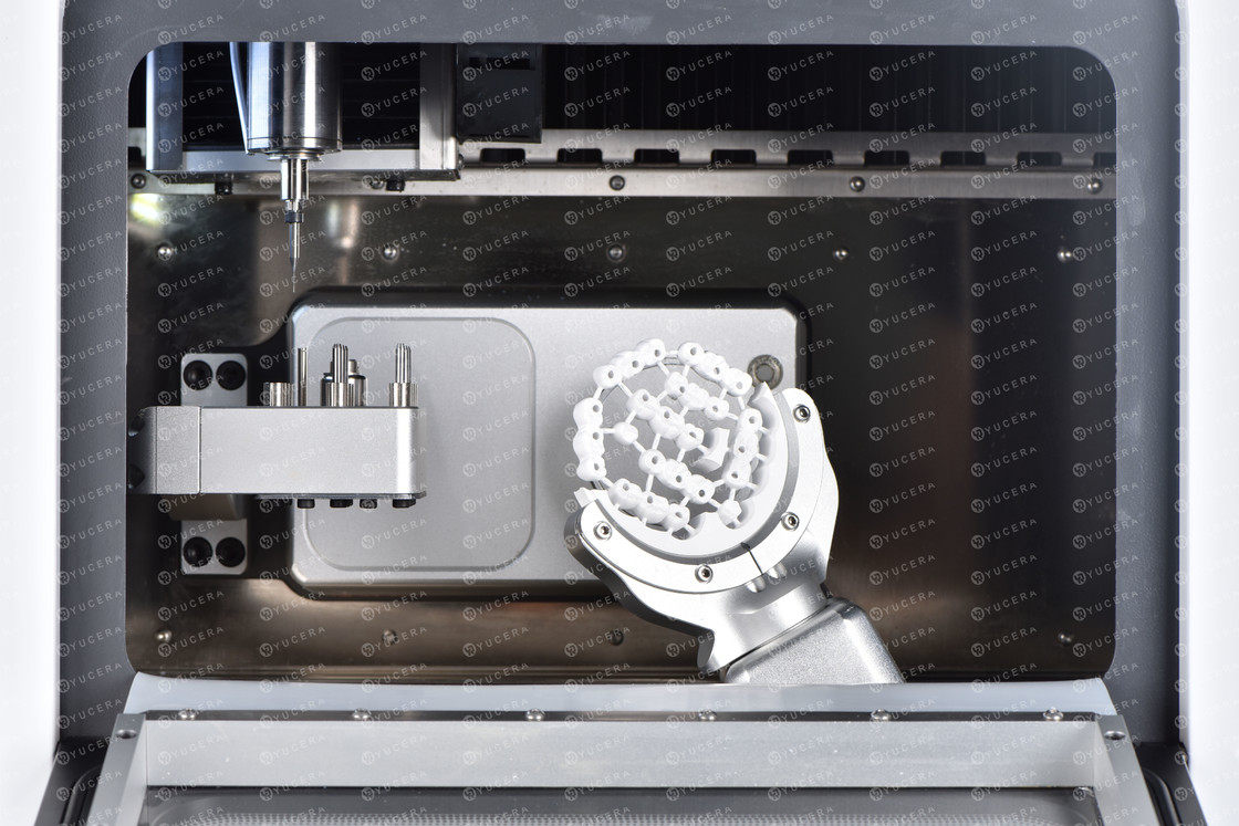 Yucera Hot CADCAM Dental 5axis  Milling Machine Zirconia Digitization for Dental Lab Dental Milling Equipment